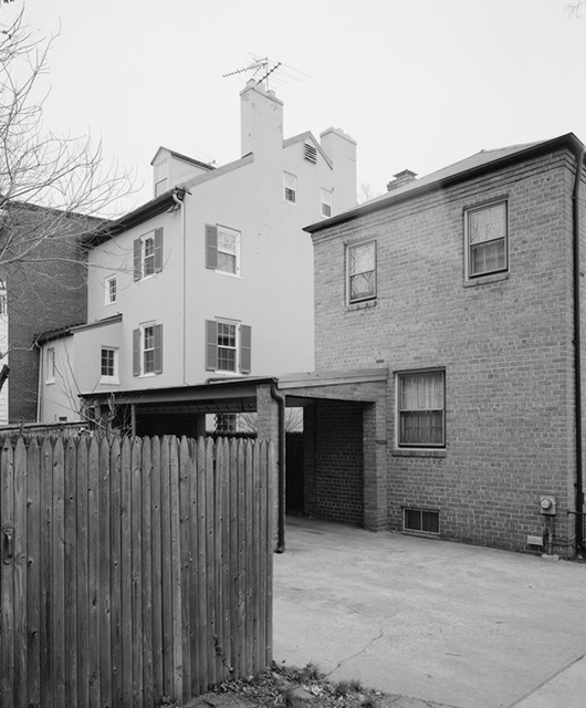 House in Georgetown (Source: Wikimedia Commons)